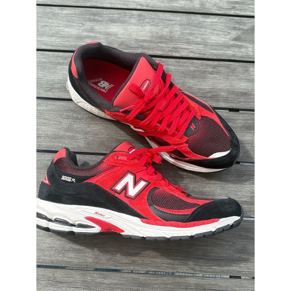 New Balance 2002R True Red Black Retro Sneakers U2002RZA No Box